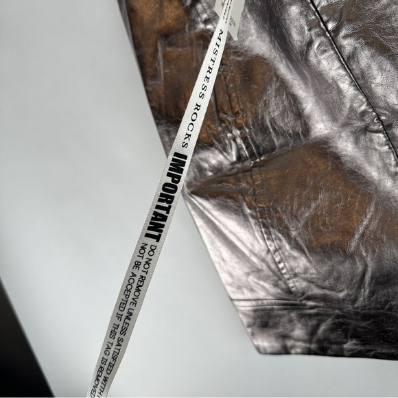 NWT Silver Metallic Mini Skirt | US Size Medium - Picture 5 of 9